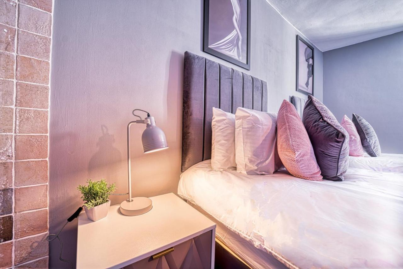 The Stylish Gem Of Bath - Football Table - Sleeps 10 Eksteriør bilde